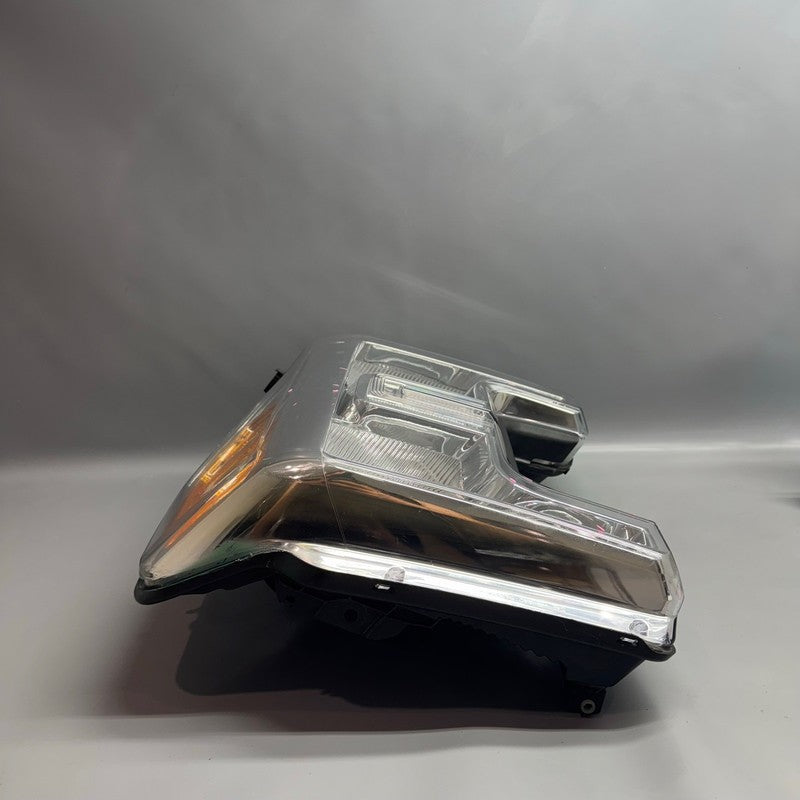 FORD F-250 HEADLIGHT F350 LEFT DRIVER 2017 2018 2019 HALOGEN OEM HC3B-