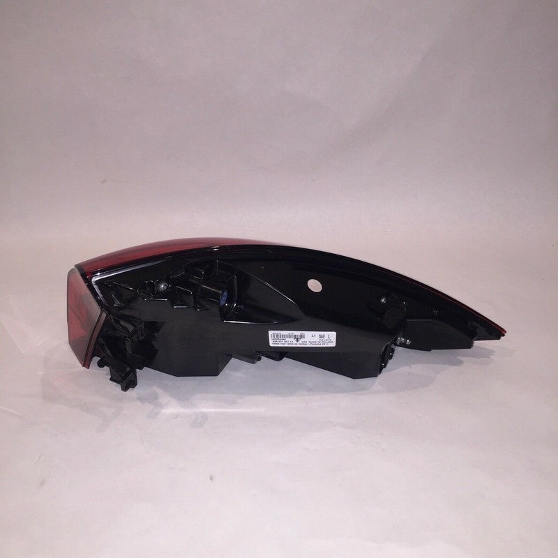 95863106121 PORSCHE CAYENNE S TAIL LIGHT LEFT DRIVER SIDE 2015 2016 2017 LED OEM