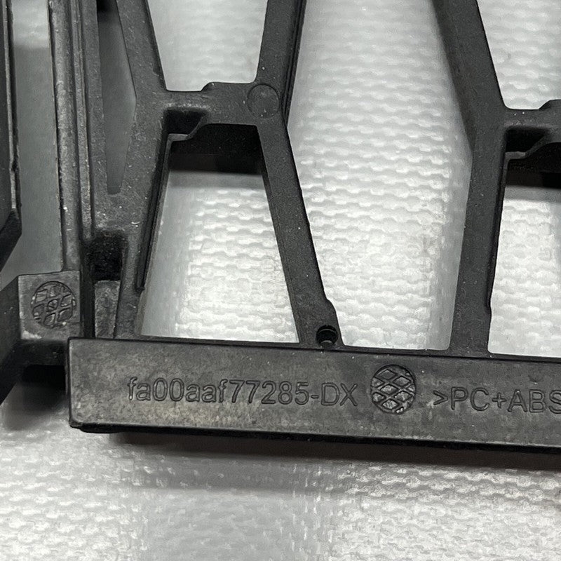 MASERATI GHIBLI FRONT BUMPER LOWER GRILLE RIGHT 2014 2015 2016 2017 OEM 