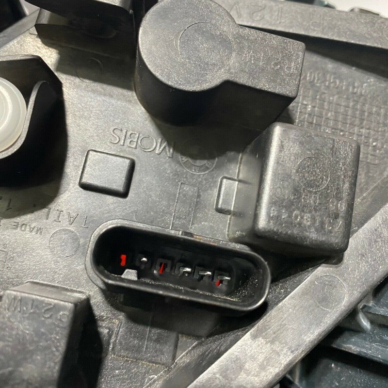 63217372786 BMW 328 TAIL LIGHT RIGHT PASSENGER F30 63217372786 2012 2013 2014 2015 LED