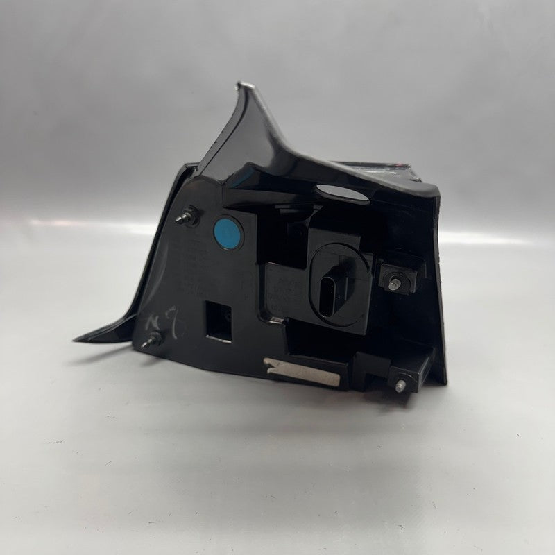 TESLA MODEL 3 TAIL LIGHT RIGHT PASSENGER 2017 2018 2019 2020 2021 LED 