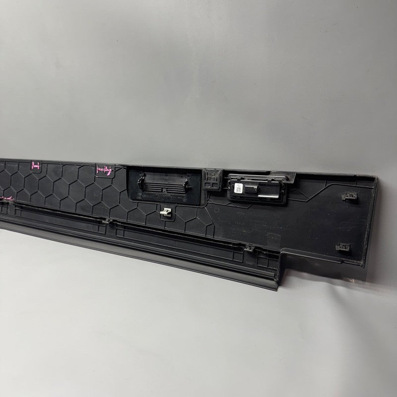 1741538-00-C TESLA CYBERTRUCK BEDSIDE SAIL APPLIQUE LEFT 2023 2024 OEM 1741538-00-C