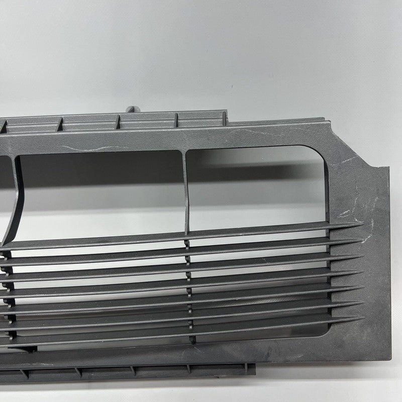 1058022-00-B TESLA MODEL S GRILLE CENTER LOWER DUCTING 2016 17 18 19 2020 OEM 1058022-00-B