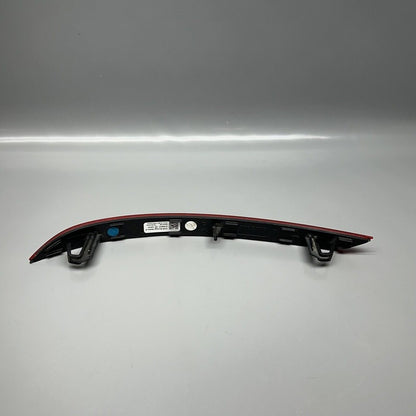 31468557 VOLVO XC90 BUMPER REFLECTOR RIGHT REAR 2016 2017 2018 2019 2020 OEM 31468557