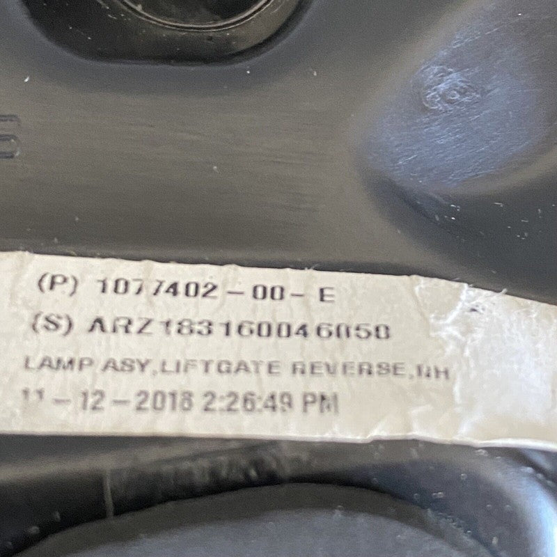 TESLA MODEL 3 INNER TAIL LIGHT RIGHT SIDE 1077402-00-E 2017 2018 2019 