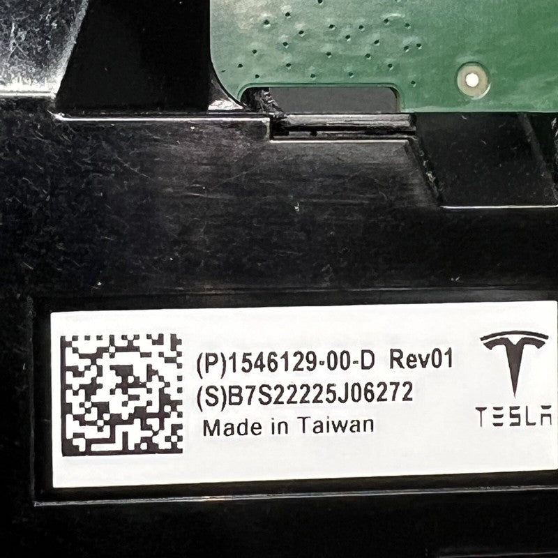 1546129-00-D TESLA MODEL Y CENTER CONSOLE REAR USB-C MODULE 2020 2021 2022 2023 1546129-00-D