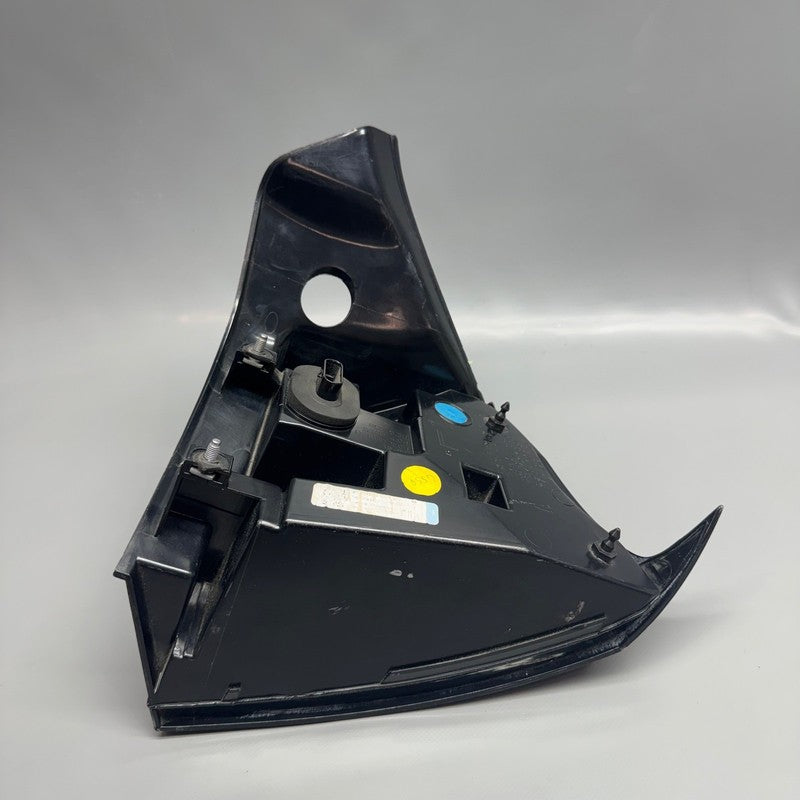 TESLA MODEL 3 TAIL LIGHT LEFT DRIVER 2017 2018 2019 2020 2021 2022 202