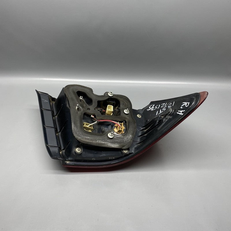 SUBARU IMPREZA WRX STI TAIL LIGHT RIGHT PASSENGER 2008 2009 10 11 12 13 2014 OEM