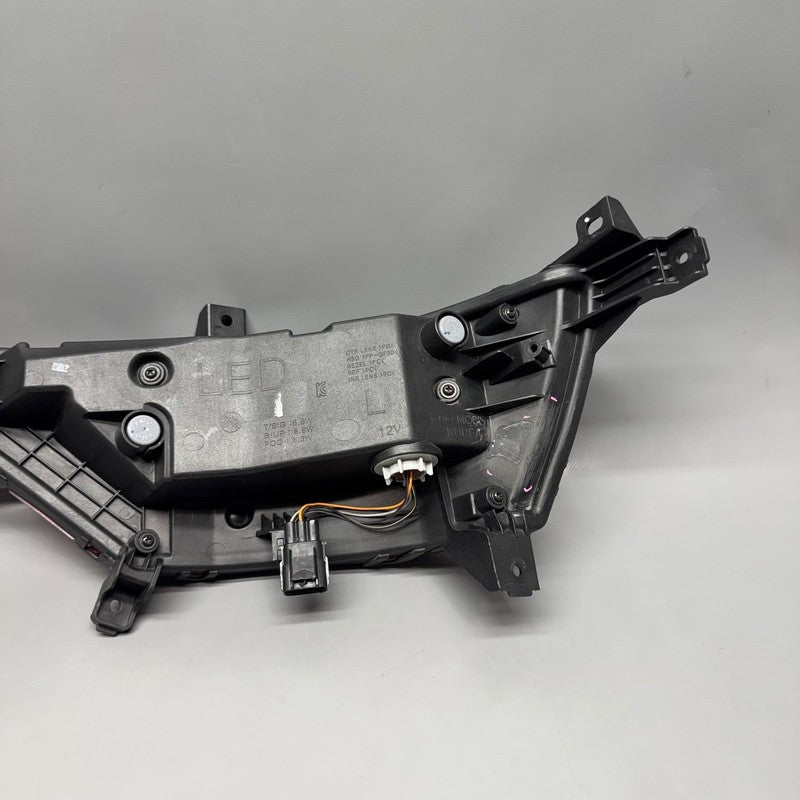 KIA NIRO BUMPER TAIL LIGHT LEFT DRIVER 2023 2024 OEM 92405-AT100