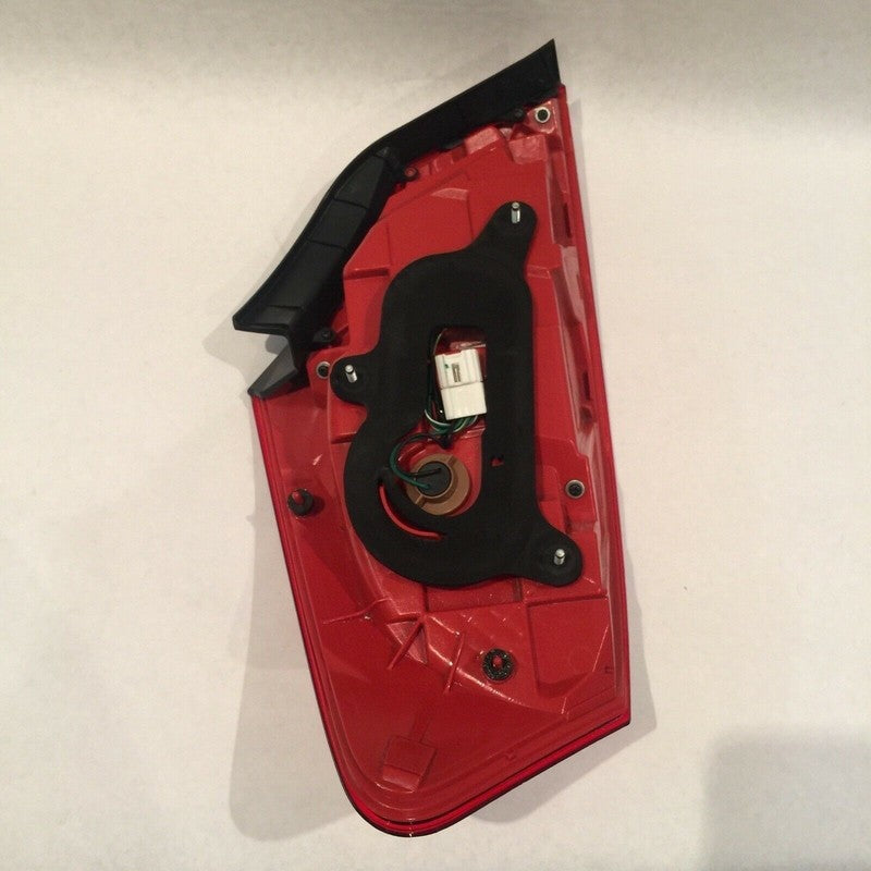 INFINITI G35 RIGHT PASSENGER TAIL LIGHT 4 DOOR 2007 2008 2009 2010 2011 2012 OEM
