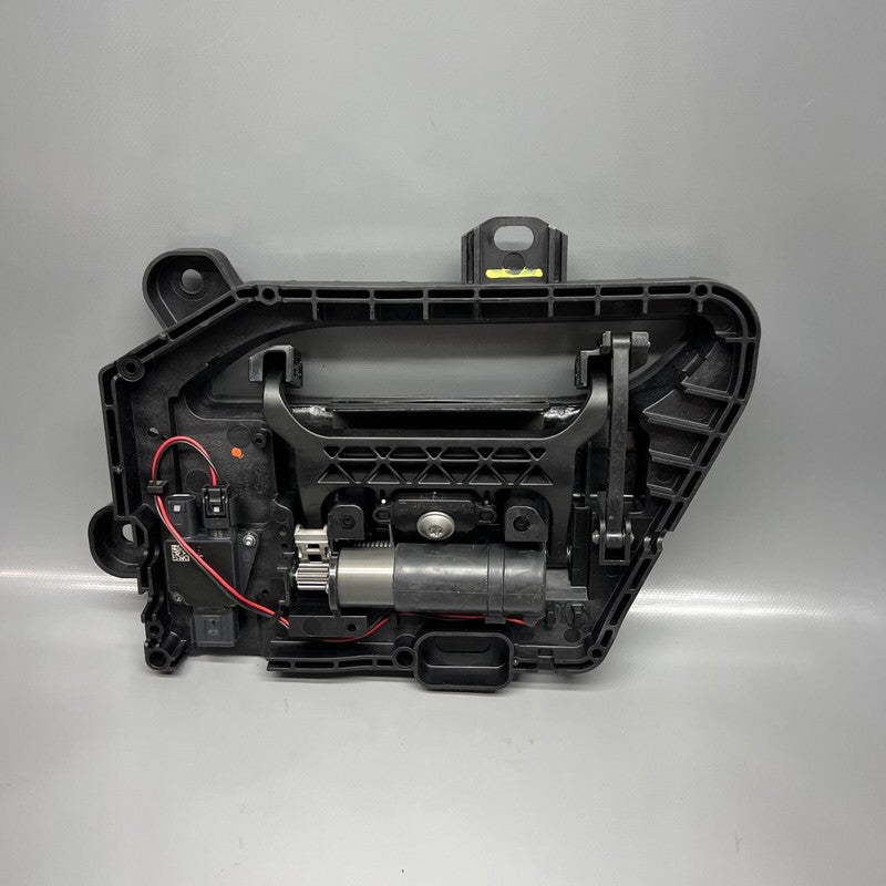 1046122-00-G TESLA MODEL S DOOR HANDLE RIGHT FRONT 2017 2018 2019 GEN2 OEM 1046122-00-G