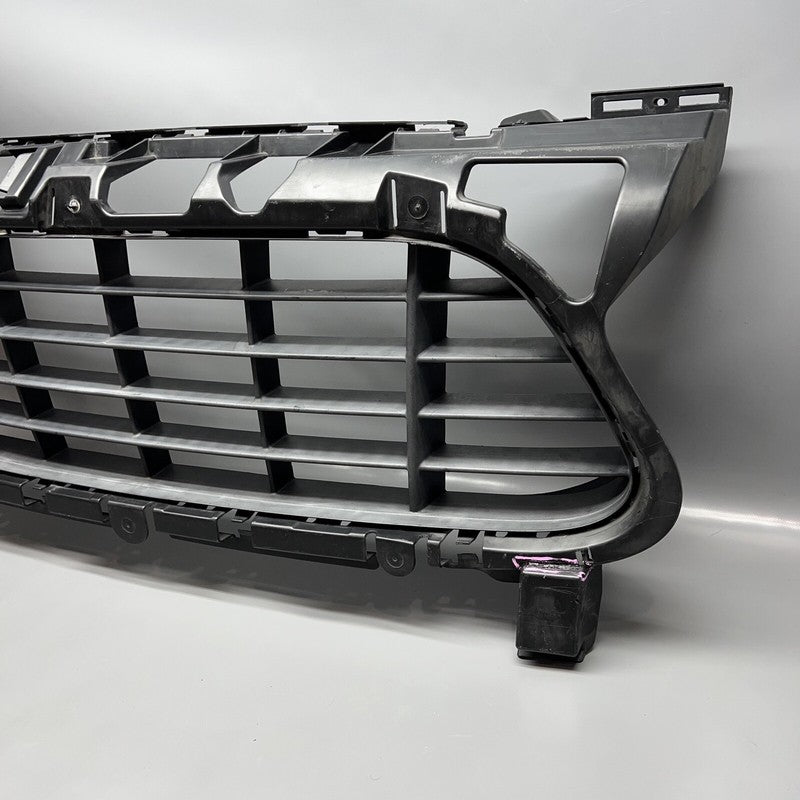 7P5807683H PORSCHE CAYENNE TURBO GRILLE 2011 2012 2013 2014 OEM 7P5807683H