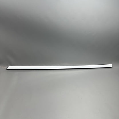 1080681-01-1 TESLA MODEL 3 DOOR WINDOW MOLDING LEFT FRONT 2017 18 19 20 21 2022 1080681-01-1