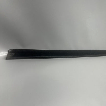 1495711-00-D TESLA MODEL Y DOOR WINDOW MOLDING RIGHT FRONT 2020 2021 22 2023 OEM 1495711-00-D