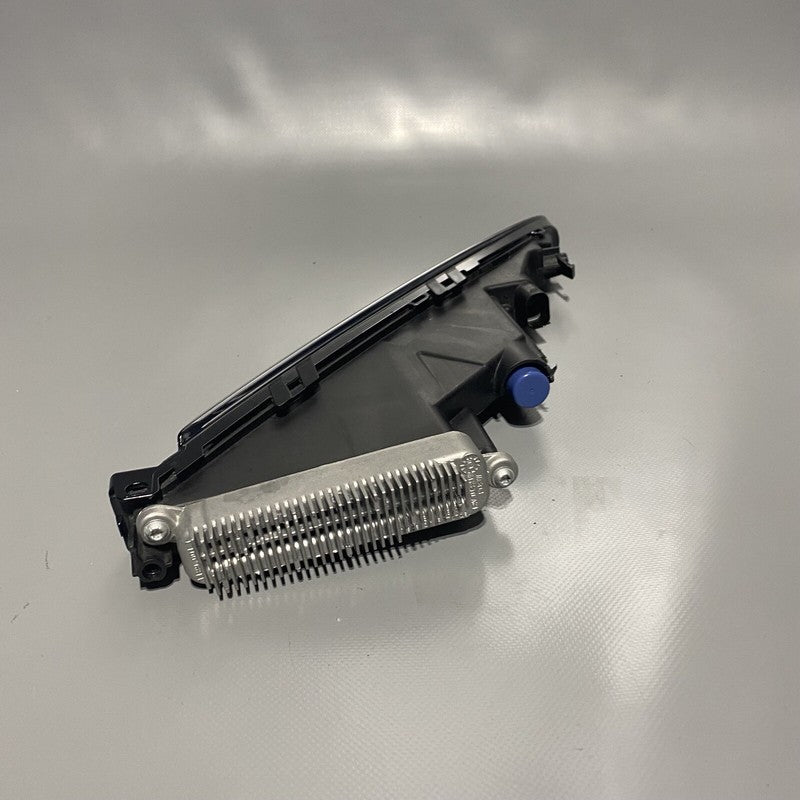 95B953081B PORSCHE MACAN DAYTIME RUNNING LIGHT LEFT DRIVER 95B953081B 2019 2020 LED