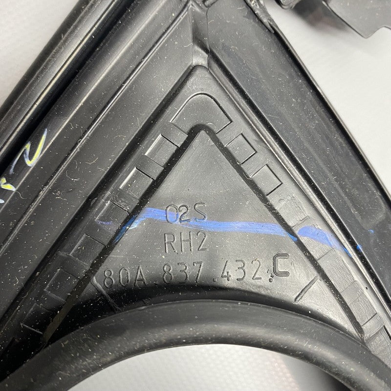 80A837432C AUDI Q5 WINDOW GUIDE RIGHT FRONT 80A837432C 2018 2019 2020 OEM