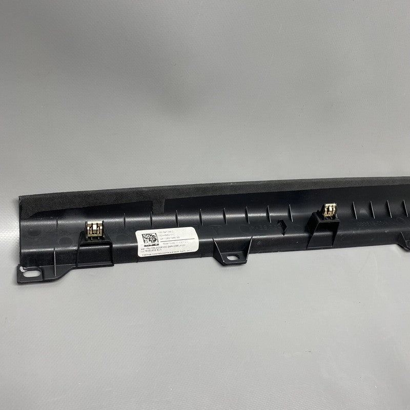 1051547-06-C TESLA MODEL X MID LEFT FALCON DOOR GAPHIDER BLACK 2016 2017 2018 2019 2020 OEM