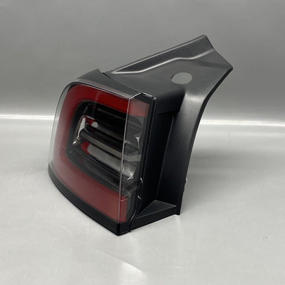 1502086-00-D TESLA MODEL Y TAIL LIGHT LEFT DRIVER 1502086-00-D 2020 2021 2022 LED OEM
