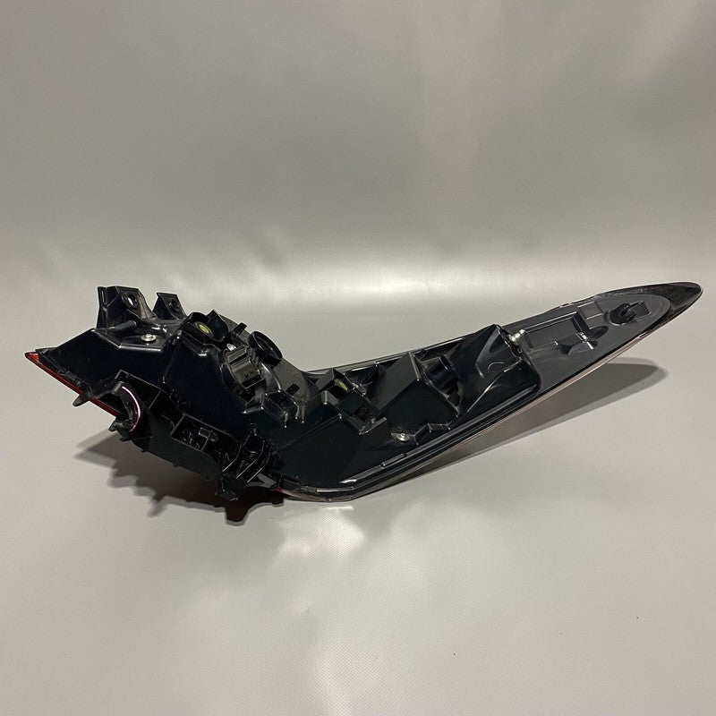 TOYOTA CAMRY TAIL LIGHT LEFT DRIVER SIDE 2018 2019 2020 OEM