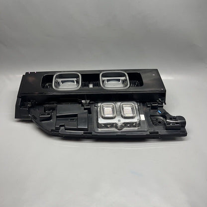 L8B3-13405-A LAND ROVER DEFENDER TAIL LIGHT LEFT DRIVER 2020 2021 2022 OEM L8B3-13405-A