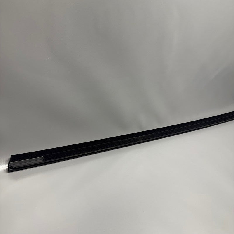TESLA MODEL Y DOOR WINDOW MOLDING TRIM RIGHT REAR 2020 2021 2022 2023 