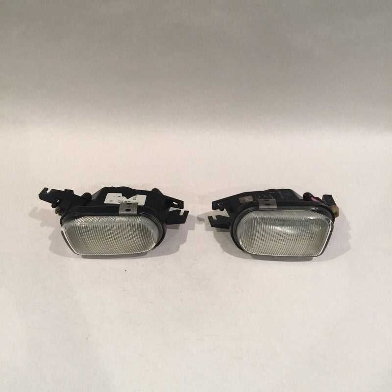 2158200556 MERCEDES BENZ CL500 FOG LIGHT LEFT AND RIGHT SIDE  CL CLASS 2000 2001 2002 OEM