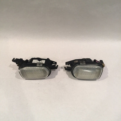 2158200556 MERCEDES BENZ CL500 FOG LIGHT LEFT AND RIGHT SIDE  CL CLASS 2000 2001 2002 OEM
