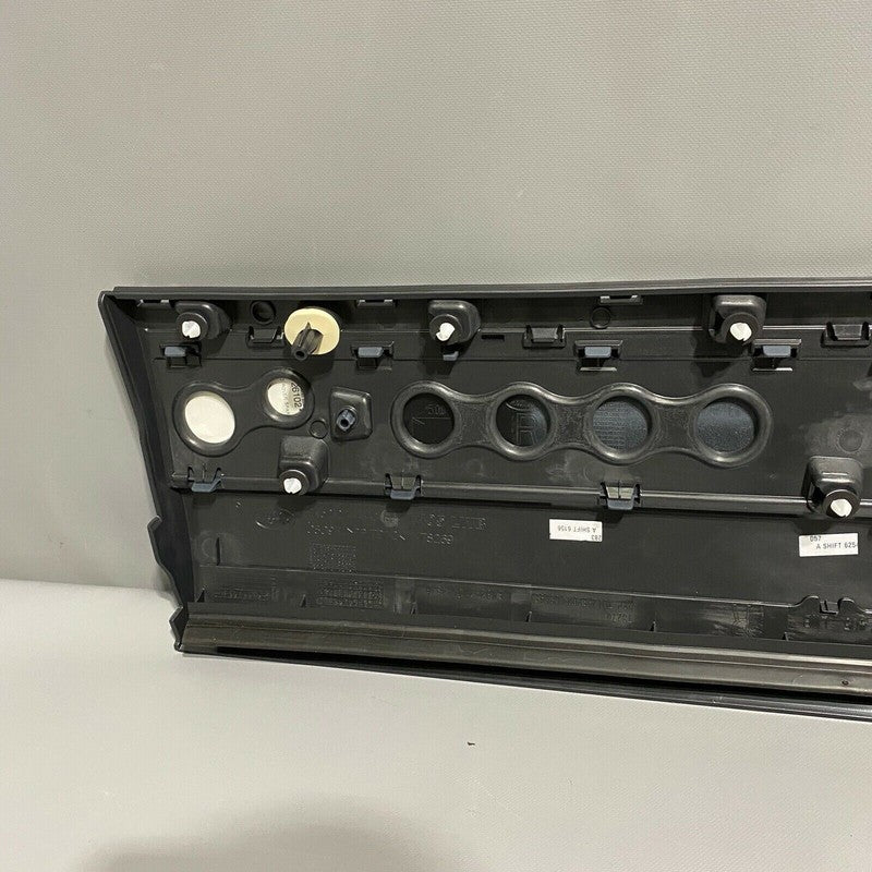 EK52-274A-48 LAND ROVER HSE DOOR MOLDING RIGHT REAR 2014 2015 2016 2017 2018 2019 L405 OEM