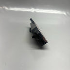 1786322-00-B TESLA MODEL Y SEAT SWITCH RIGHT FRONT 2025 1786322-00-B