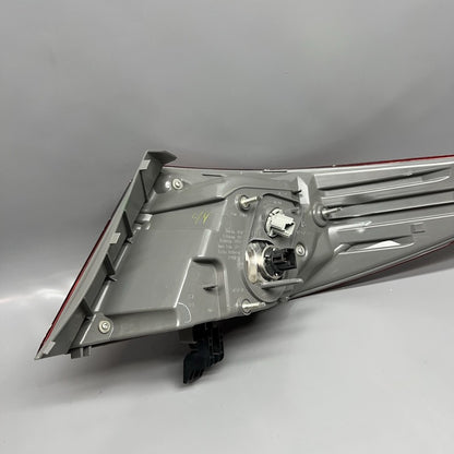 TOYOTA CAMRY TAIL LIGHT LEFT DRIVER 2015 2016 2017 HALOGEN OEM