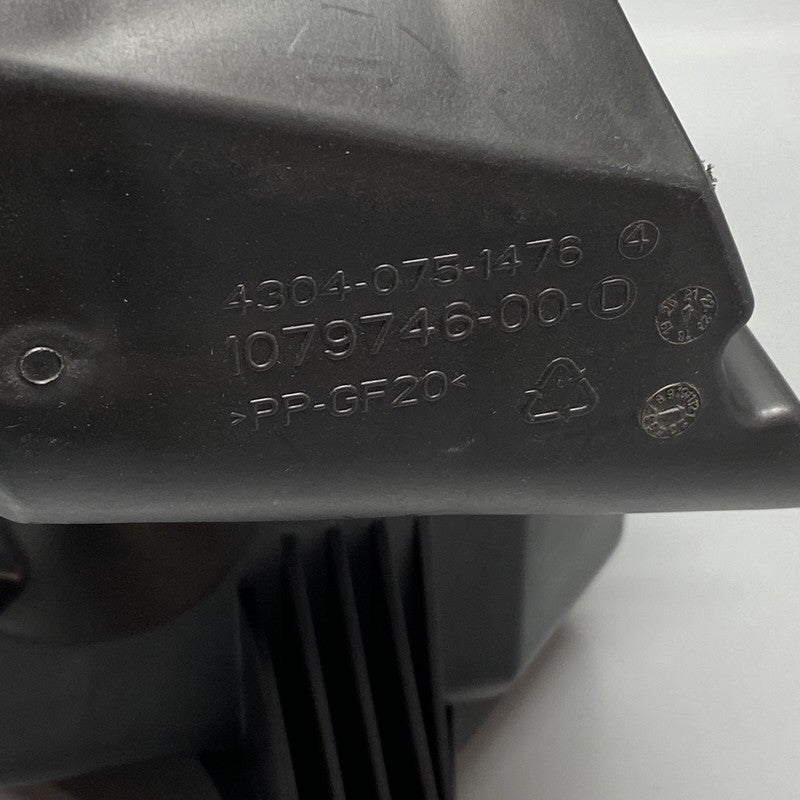 1079746-00-D TESLA MODEL 3 SUBWOOFER SPEAKER 1079746-00-D 2017 2018 2019 2020 OEM