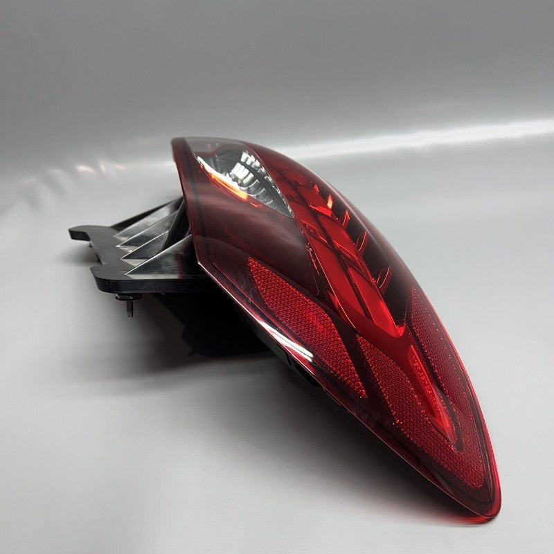 MERCEDES BENZ E350 TAIL LIGHT RIGHT PASSENGER E450 2021 2022 2023 LED 