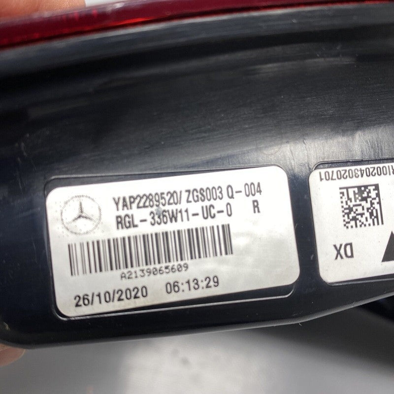 MERCEDES BENZ E300 E450 TAIL LIGHT RIGHT PASSENGER A2139065609 2021 20