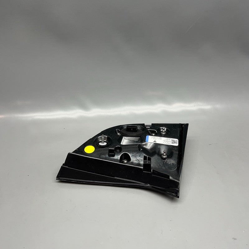 TESLA MODEL Y TAIL LIGHT TRUNK LEFT DRIVER 2021 2022 2023 2024 OEM 150