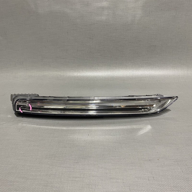 PORSCHE CAYENNE GTS FOG LIGHT RIGHT PASSENGER 7P5941182J 2015 2016 201