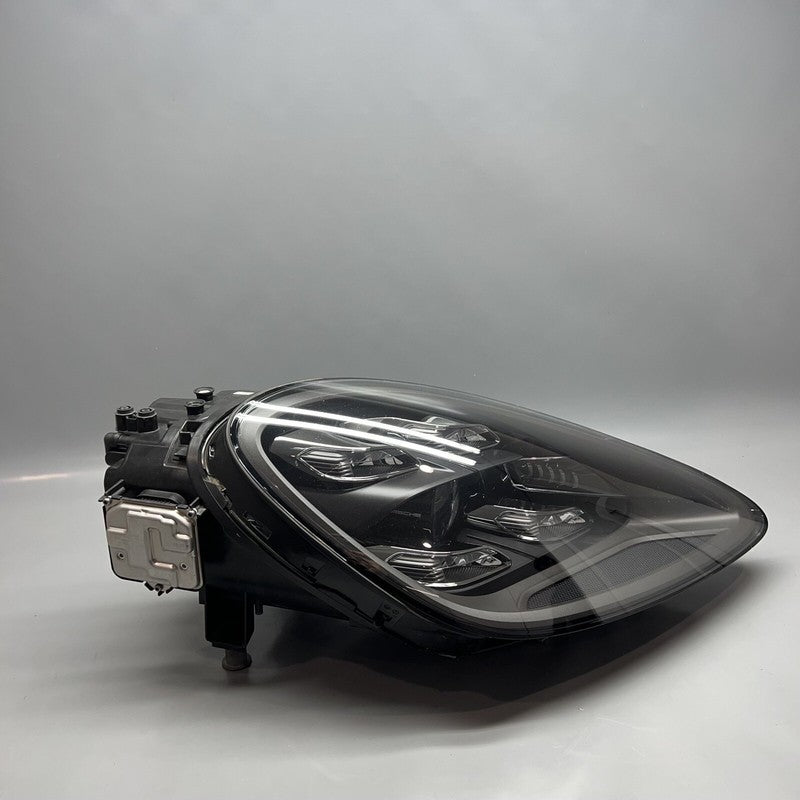 PORSCHE CAYENNE GTS HEADLIGHT RIGHT PASSENGER 2019 2020 2021 OEM 9Y094