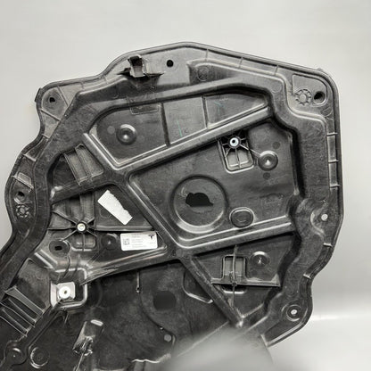 1526807-00-B TESLA MODEL Y DOOR CLOSEOUT PANEL ONLY RIGHT REAR 2020 21 22 2023 1526807-00-B