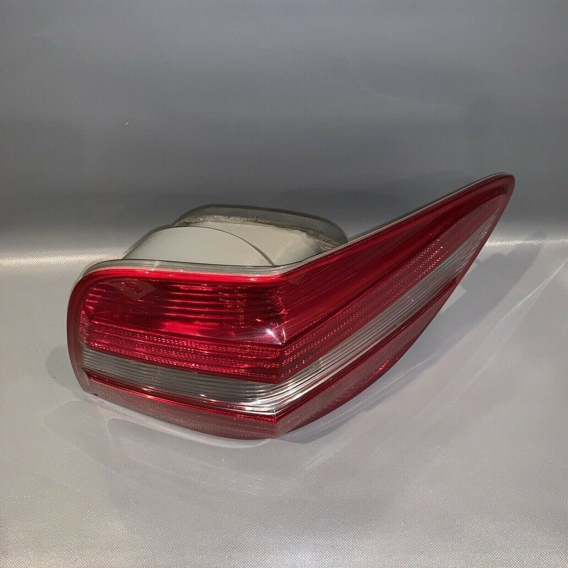 A1708201164 MERCEDES BENZ ML63 ML350 RIGHT PASSENGER TAIL LIGHT 2006 07 2008 OEM A1708201164