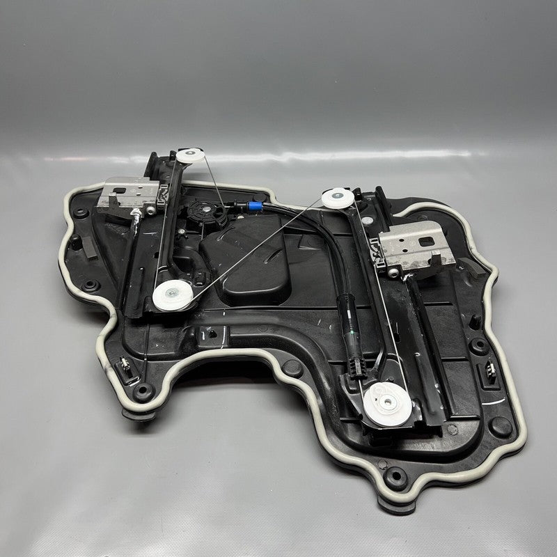 TESLA MODEL 3 WINDOW REGULATOR LEFT REAR 2017 2018 2019 2020 OEM 10966