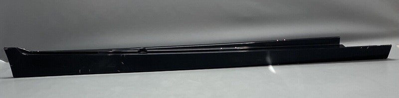 51777184774 BMW 528 ROCKER MOLDING RIGHT PASSENGER 2011 2012 2013 5177 7184774 F10 535 OEM