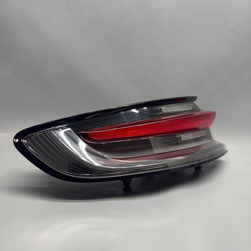 PORSCHE MACAN GTS TAIL LIGHT LEFT DRIVER 2019 2020 2021 2022 2023 2024