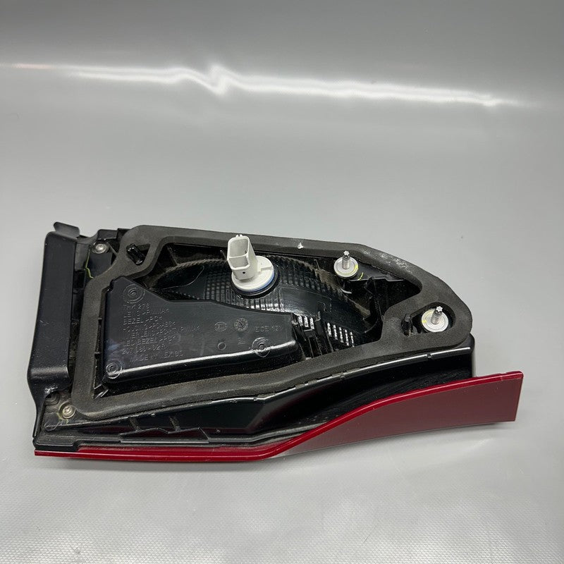 CHEVY EQUINOX TAIL LIGHT INNER RIGHT PASSENGER 2018 2019 OEM 84341670