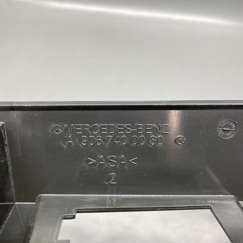 A9067400030 MERCEDES BENZ SPRINTER REAR TRIM PANEL SILL PLATE A9067400030 2012 2013 2014 OEM