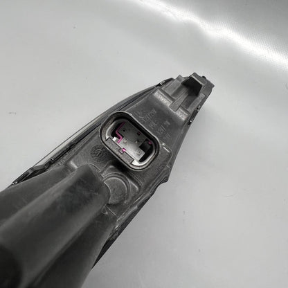 95B953081B PORSCHE MACAN RUN SIGNAL LIGHT LEFT DRIVER 2019 2020 2021 2022 OEM 95B953081B