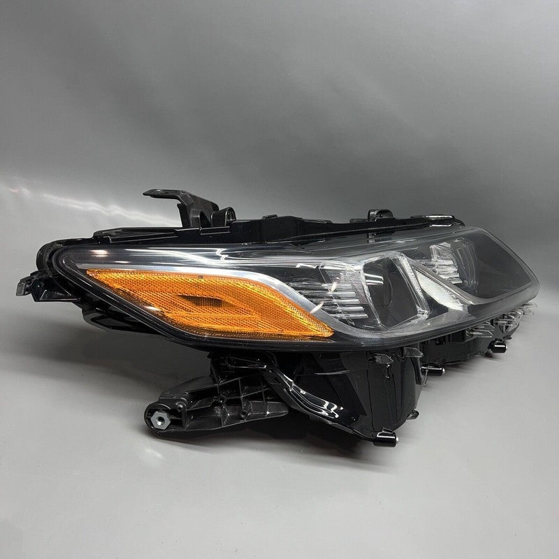 81150-05C41 TOYOTA CAMRY HEADLIGHT RIGHT PASSENGER 2018 2019 2020 LED OEM 81150-05C41