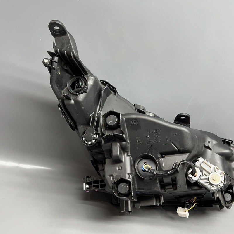 NX200T LEXUS NX200T NX300H HEADLIGHT LEFT DRIVER 2015 2016 2017 OEM