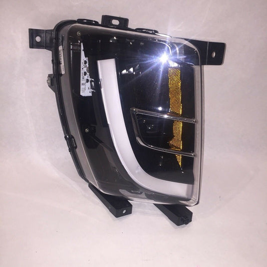 103432500A TESLA MODEL X RIGHT PASSENGER SIDE FOG LIGHT 2015 2016 2017 2018 OEM