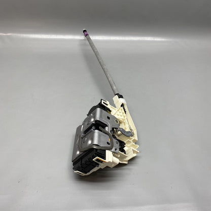 A2047201835 MERCEDES BENZ C300 DOOR LOCK ACTUATOR RIGHT FRONT 2008 2009 2010 2011 OEM