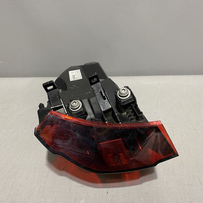 7P5945207D PORSCHE CAYENNE TAIL LIGHT LEFT DRIVER 7P5945207D OEM LED 2015 2016 