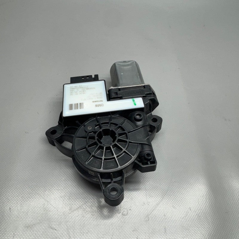 BMW 330 M340 DOOR WINDOW MOTOR LEFT FRONT 2019 2020 2021 2022 2023 202